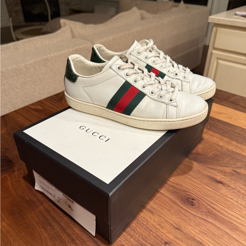 Gucci White Sneakers with Green and Red Accents